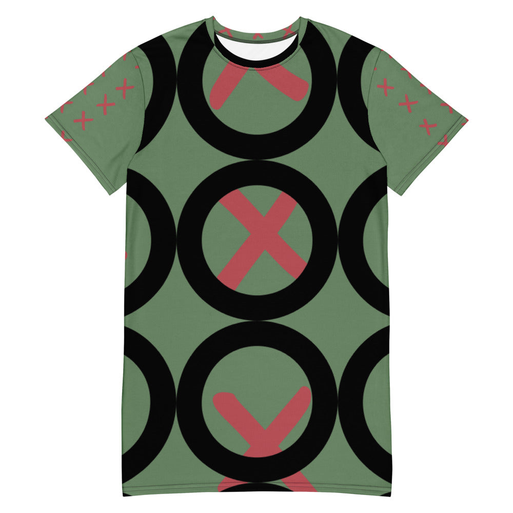 XO T-shirt dress